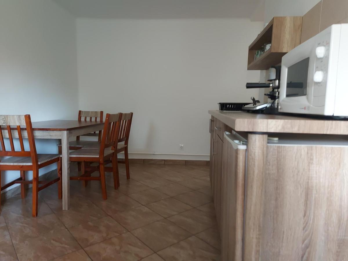 Potyka Apartman Тисафюред Экстерьер фото