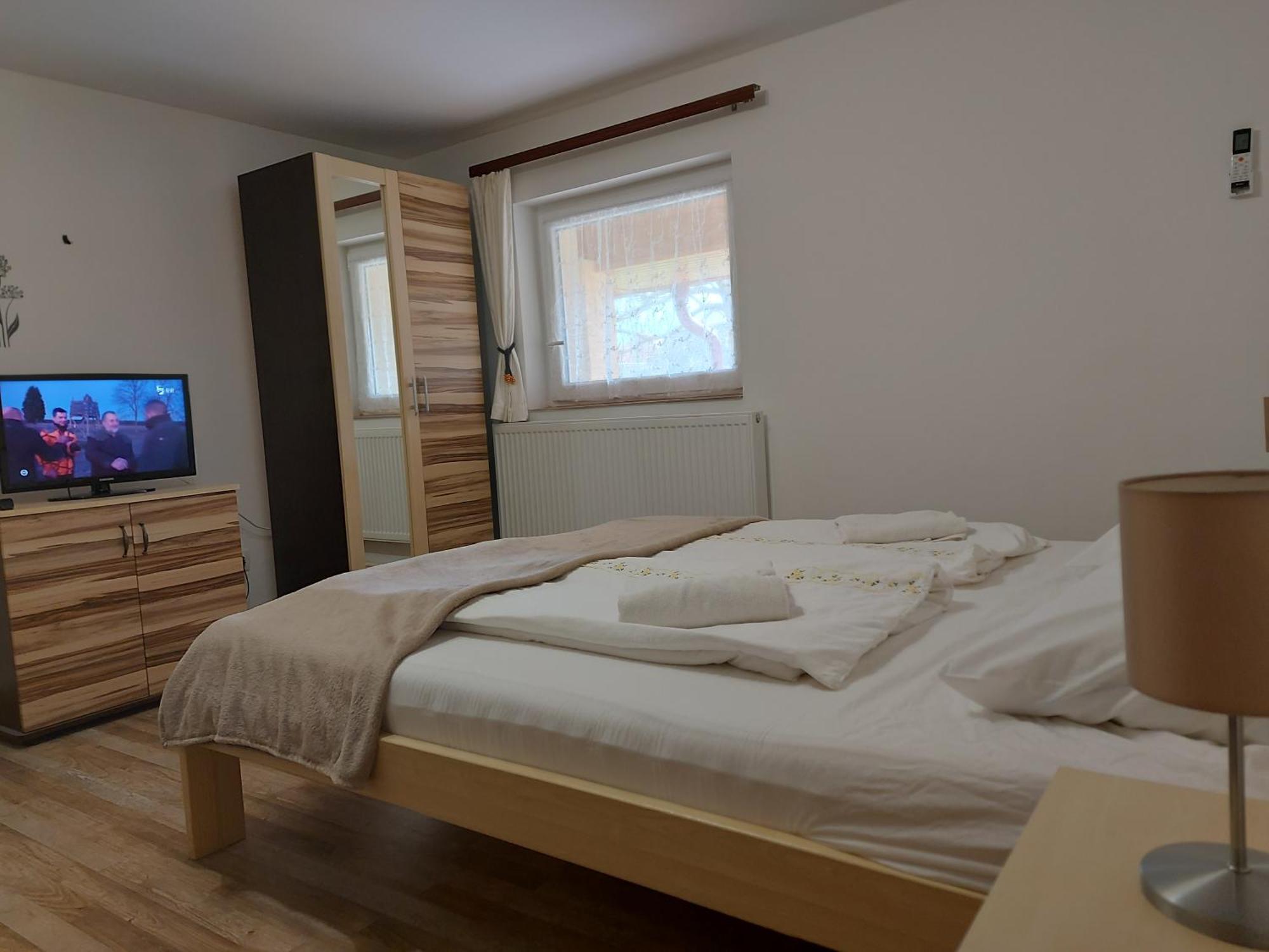 Potyka Apartman Тисафюред Экстерьер фото